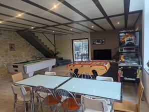 Spielezimmer