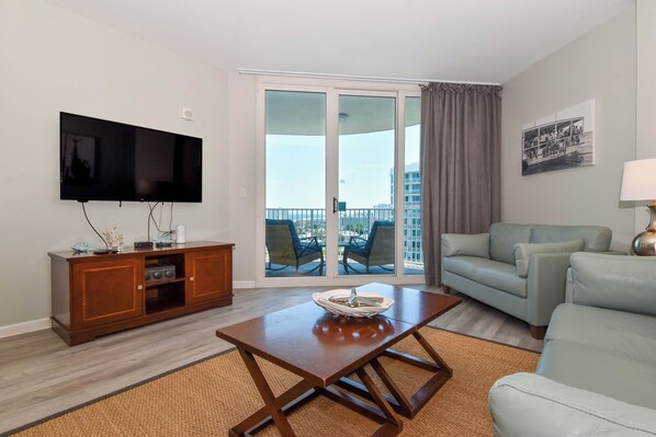 The Palms of Destin 1909 - Living Area