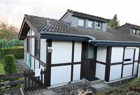 Herzlich Willkommen im Haus am Listersee