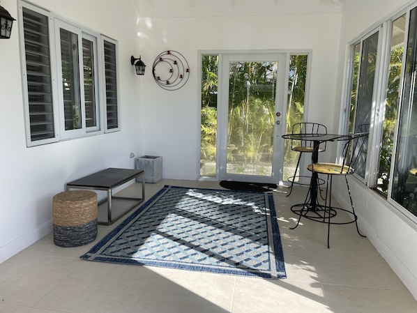 Outdoor dining