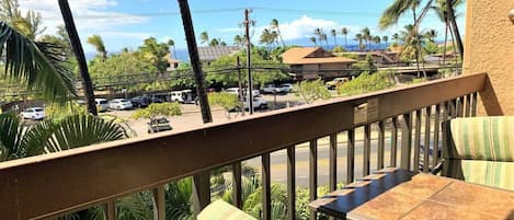 Spectacular ocean views from private lanai