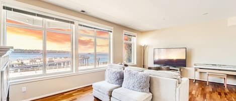 Living room with waterfront views!