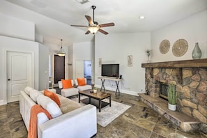Living Room | Main Level | Gas Fireplace