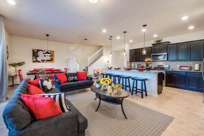 Relax in our comfortable home! Perfect to spend time with family!