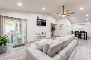 Great lighting and open concept in the living area.