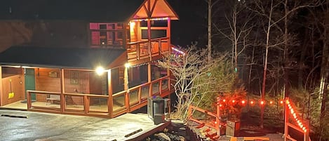 Cabin at night with great outdoor