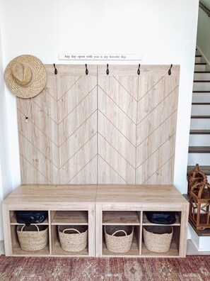 drop zone-entryway