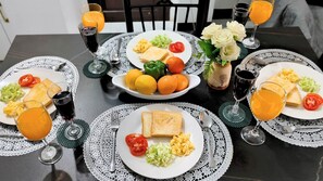 Breakfast meal