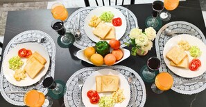 Breakfast meal