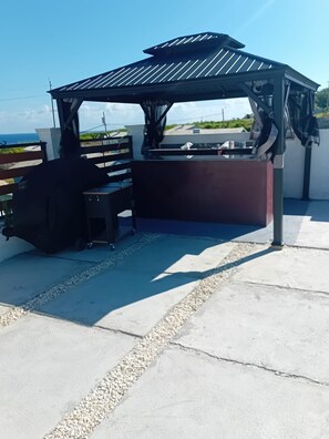 Gazebo, Countertop, Bar, Cooler and Grill. Great for outdoor entertainment with family and friends. "Grill, Chill and Enjoy the View"