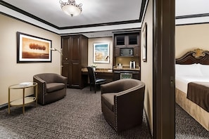 Unit with Living room