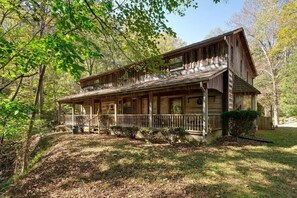 Cozy Rustic Cabin Front View