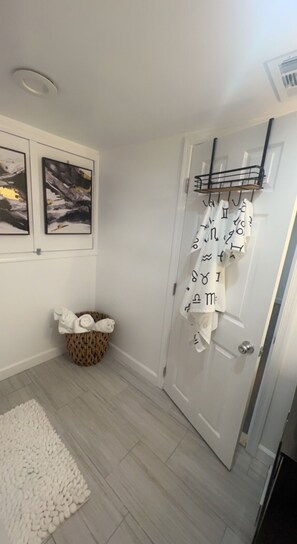 2nd bathroom