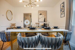 Dining room with seating for 6 