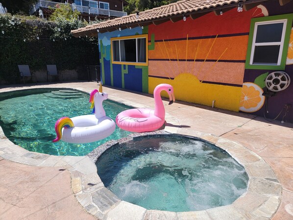 Pool