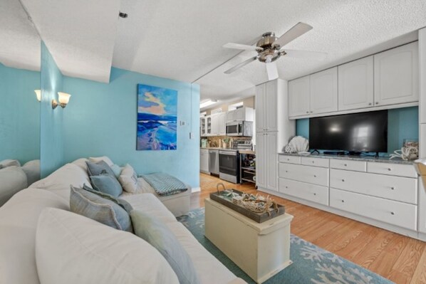 Welcome to San A Bel 315 located on the oceanfront in North Myrtle Beach.