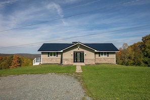 Kettle Creek Hills Lodge