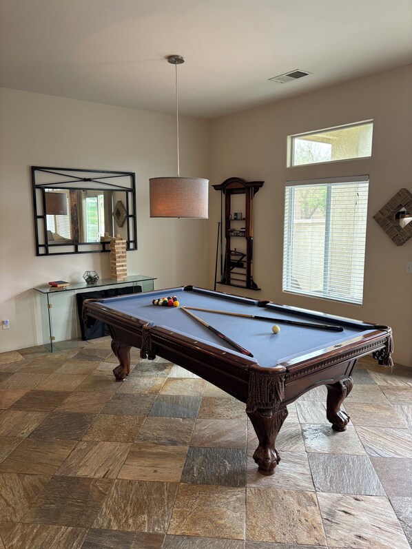 Spielezimmer