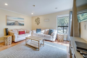 Living Room 1 | Full Sleeper Sofa | Central Heating