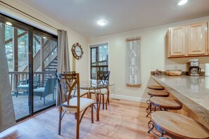 Dining Area | Free WiFi | Access to Deck