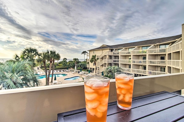 Hilton Head Island Vacation Rental | 1BR | 1BA | Elevator Access | 518 Sq Ft