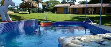 Country Style Ranch + Family Pool + Beach and 5 minutes from Pedasi Town Center.