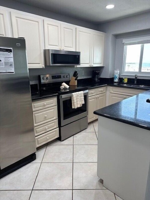 403 kitchen 4