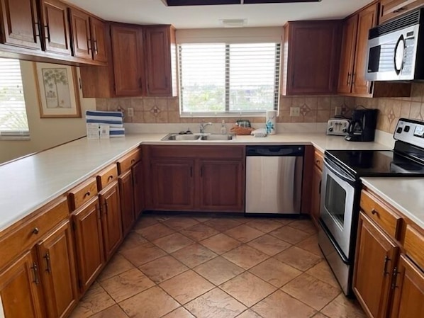 955 Kitchen