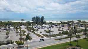 Vista para praia/oceano