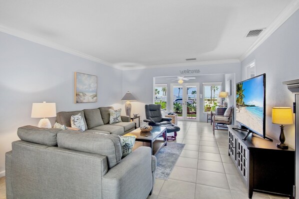 Sunset Royale Unit 112 by Tropical Sands Accommodations