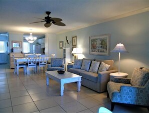 Sunset Royale - 212, Tropical Sands Accommodations