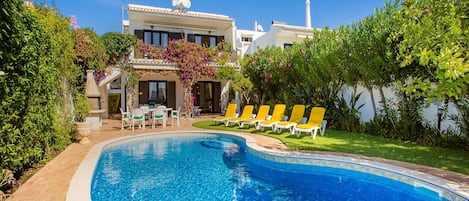 Charming Albufeira Villa | Casa d'Agua | 3 Bedrooms | Balcony Sea Views | Great for Families