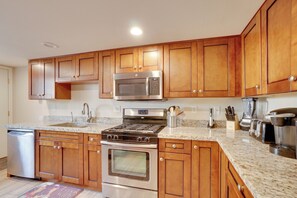 Kitchen | Keurig Coffee Maker | Ninja Blender | Toaster