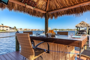 tiki hut vacation rental Cape Coral