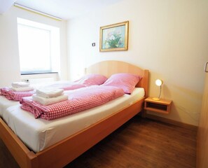 Schlafzimmer Wohnung Katze