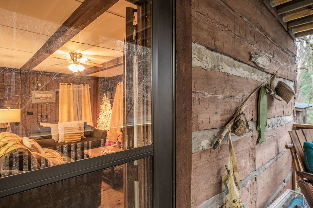 Lindsey Mill Cabin on stream and pond - Gatlinburg | Vrbo