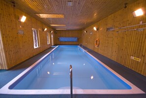 Seasonal swimming pool open April to October