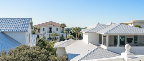 Upstairs Balcony with Ocean Views