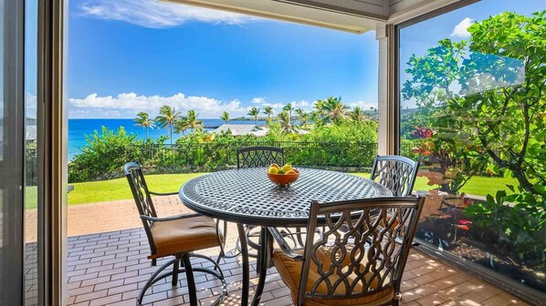Kapalua Bay Villas #18G2 - Ocean View Covered Dining Lanai - Parrish Maui