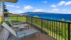 Kapalua Bay Villas #21G2 - Ocean & Molokai View Lounging Lanai - Parrish Maui