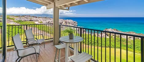 Kapalua Bay Villas #30B2 - Molokai View Dining & Seating Lanai - Parrish Maui