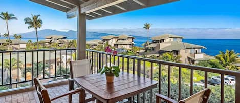 Kapalua Bay Villas #33B2 - Ocean View Dining Lanai - Parrish Maui