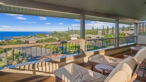 Kapalua Ridge Villas #922 - Covered Seating & Lounging Lanai - Parrish Maui