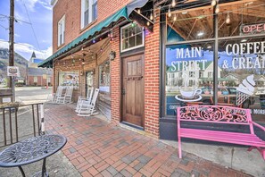 Coffee Shop Downstairs | Walkable Location