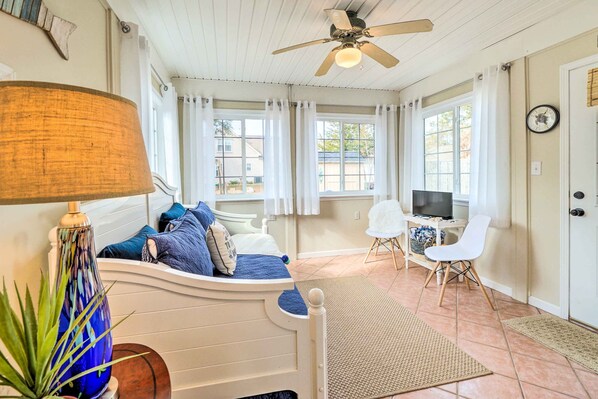 Oak Island Vacation Rental | 3BR | 2BA | 2 Steps to Access | 1,202 Sq Ft