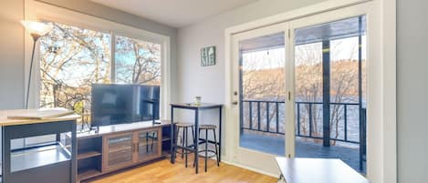 Hallowell Vacation Rental | 1BR | 1BA | 450 Sq Ft | Stairs Required