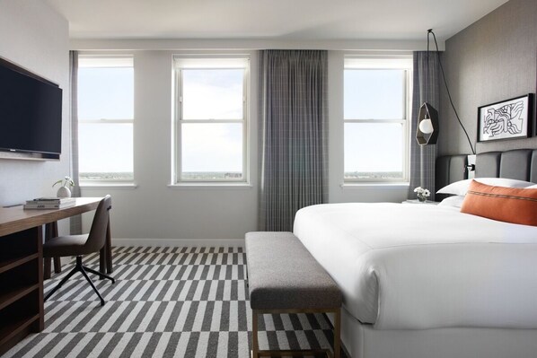 Unit with 1 King bed