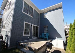 Rear Deck and Grill