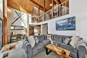 Enjoy your family vacation in this lovely home!