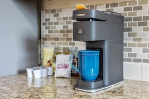 Kaffe og/eller kaffemaskine